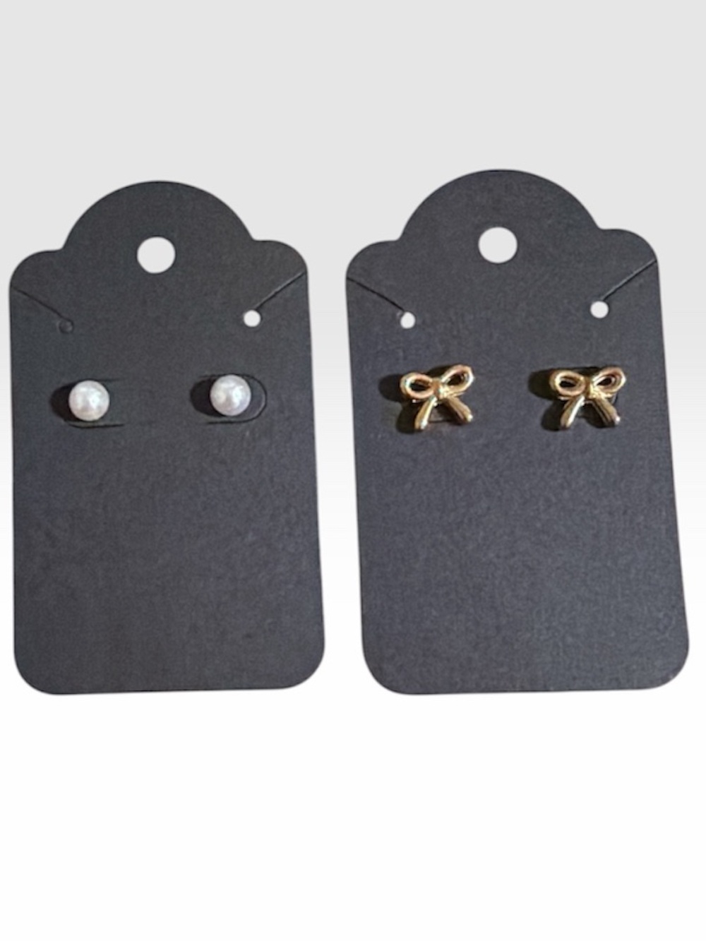 ⭐️ Bundle 5 for $13 • Gold Bow and Pearl Stud Earrings Set